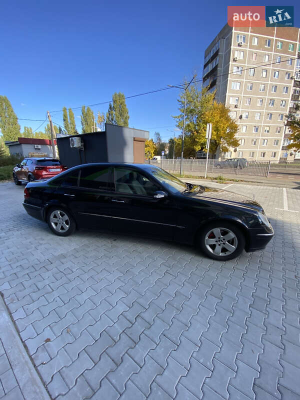 Седан Mercedes-Benz E-Class 2005 в Вараші фото 12 Седан Mercedes-Benz E-Class 2005 в Вараші