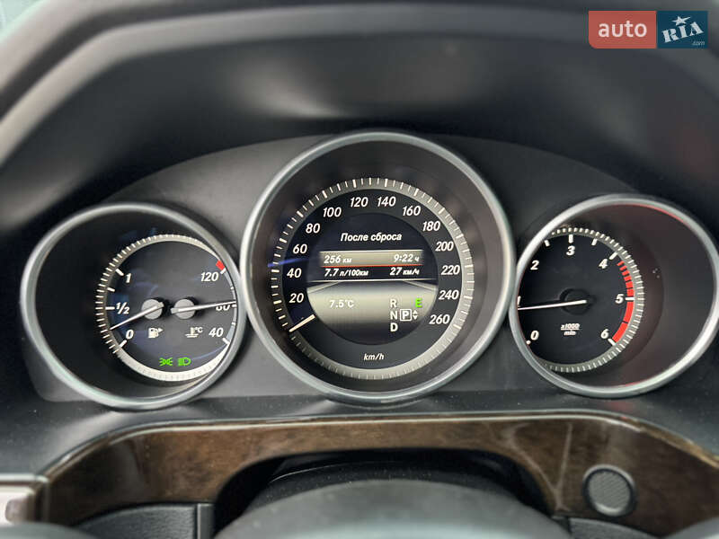 Седан Mercedes-Benz E-Class 2013 в Летичеве