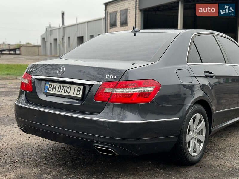 Седан Mercedes-Benz E-Class 2011 в Ромнах фото 14 Седан Mercedes-Benz E-Class 2011 в Ромнах