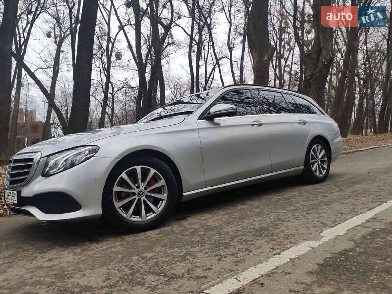 Універсал Mercedes-Benz E-Class 2016 в Чернівцях фото 12 Універсал Mercedes-Benz E-Class 2016 в Чернівцях