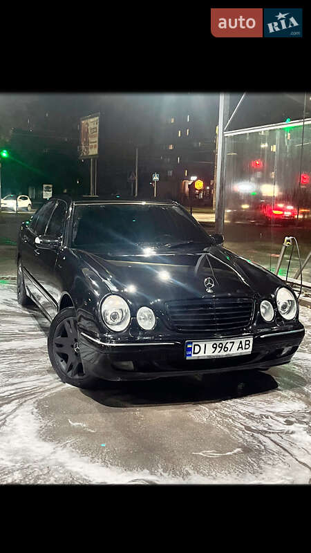 Mercedes-Benz E-Class 2000 Mercedes-Benz E-Class 2000