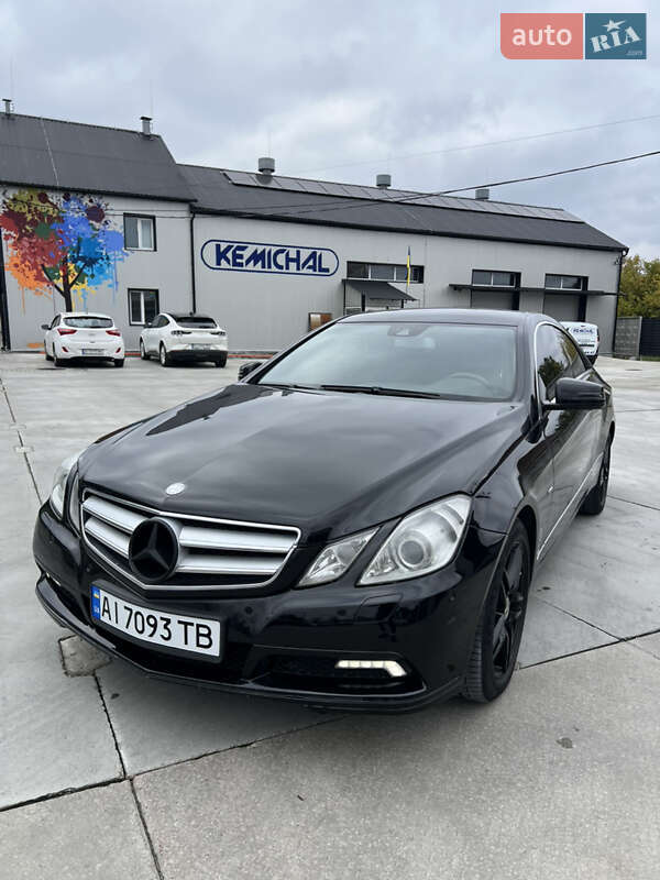 Купе Mercedes-Benz E-Class 2010 в Білій Церкві фото 2 Купе Mercedes-Benz E-Class 2010 в Білій Церкві