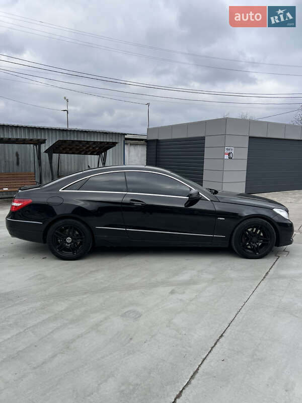Купе Mercedes-Benz E-Class 2010 в Білій Церкві фото 8 Купе Mercedes-Benz E-Class 2010 в Білій Церкві