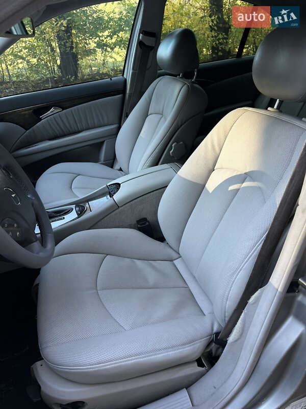 Седан Mercedes-Benz E-Class 2003 в Черновцах фото 26 Седан Mercedes-Benz E-Class 2003 в Черновцах