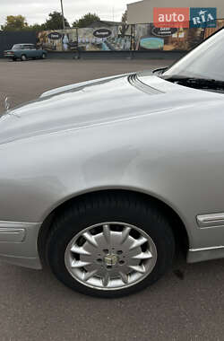 Универсал Mercedes-Benz E-Class 2002 в  фото 21 Универсал Mercedes-Benz E-Class 2002 в