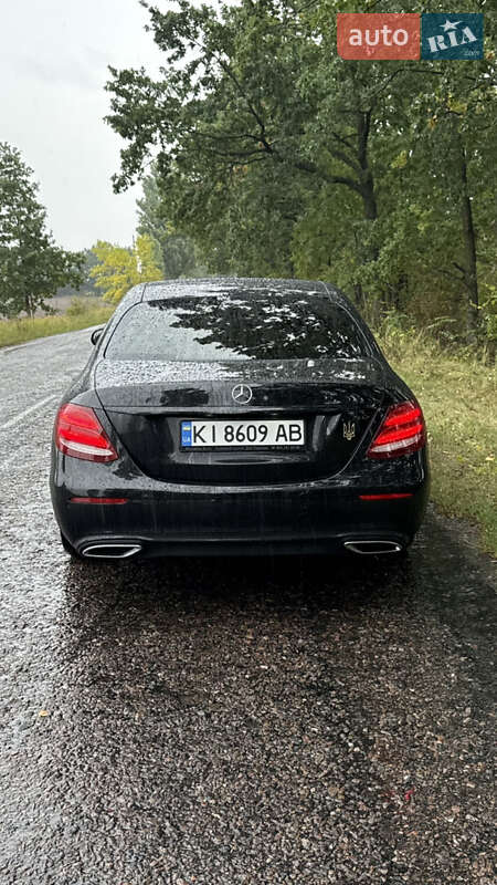 Седан Mercedes-Benz E-Class 2017 в Києві фото 5 Седан Mercedes-Benz E-Class 2017 в Києві