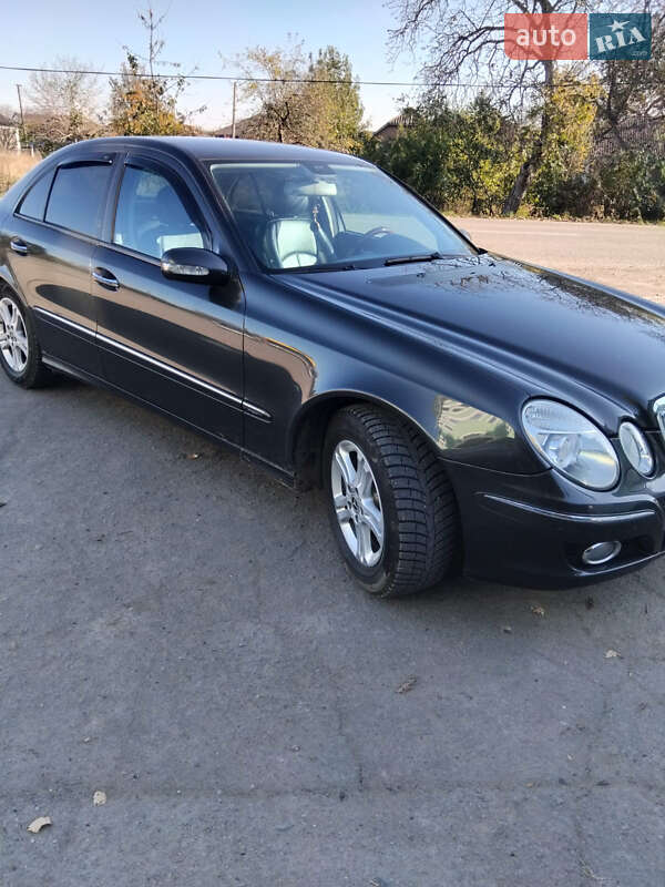 Седан Mercedes-Benz E-Class 2003 в Сокирянах фото 24 Седан Mercedes-Benz E-Class 2003 в Сокирянах