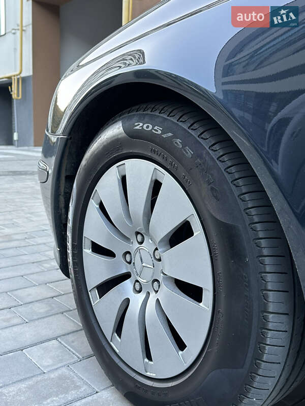 Универсал Mercedes-Benz E-Class 2003 в Виннице