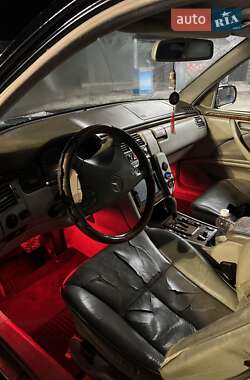 Седан Mercedes-Benz E-Class 2000 в 