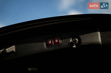 Седан Mercedes-Benz E-Class 2016 в  фото 17 Седан Mercedes-Benz E-Class 2016 в