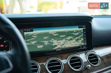 Седан Mercedes-Benz E-Class 2016 в  фото 32 Седан Mercedes-Benz E-Class 2016 в