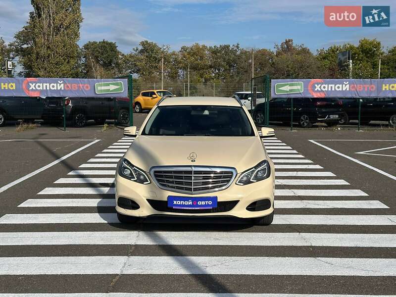 Універсал Mercedes-Benz E-Class 2015 в Одесі фото 2 Універсал Mercedes-Benz E-Class 2015 в Одесі