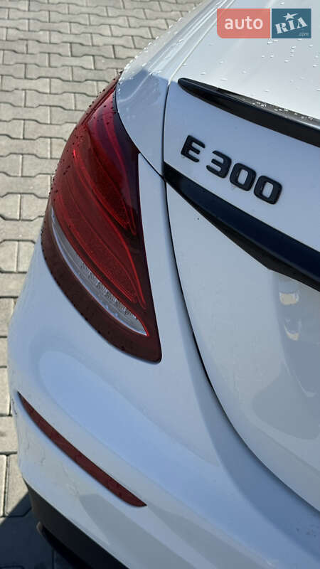 Седан Mercedes-Benz E-Class 2018 в Тернополе фото 73 Седан Mercedes-Benz E-Class 2018 в Тернополе