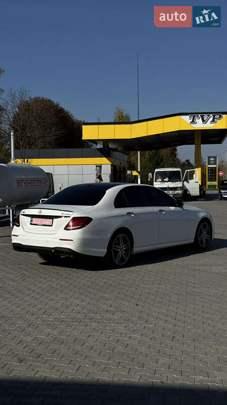 Седан Mercedes-Benz E-Class 2018 в Тернополе фото 94 Седан Mercedes-Benz E-Class 2018 в Тернополе