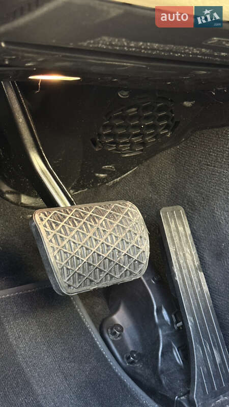 Седан Mercedes-Benz E-Class 2018 в Тернополе фото 144 Седан Mercedes-Benz E-Class 2018 в Тернополе