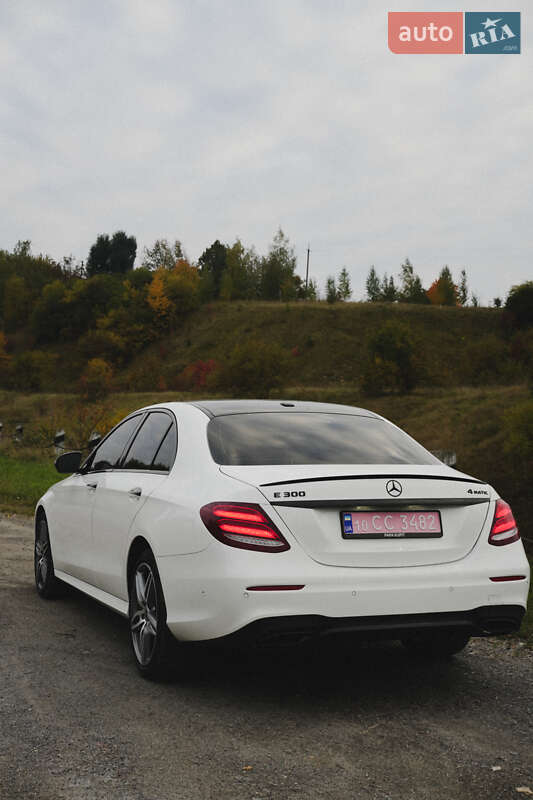 Седан Mercedes-Benz E-Class 2018 в Тернополе фото 20 Седан Mercedes-Benz E-Class 2018 в Тернополе