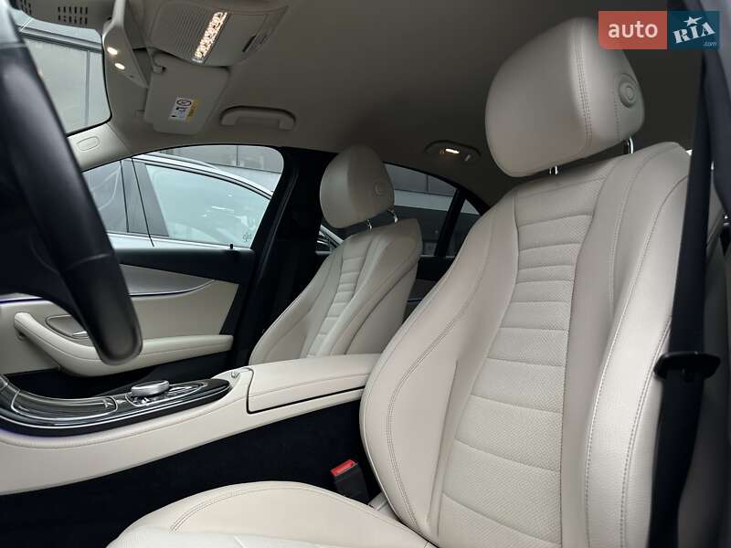 Седан Mercedes-Benz E-Class 2020 в Мукачево