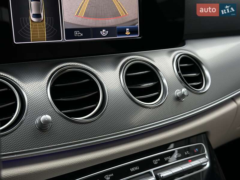 Седан Mercedes-Benz E-Class 2020 в Мукачево