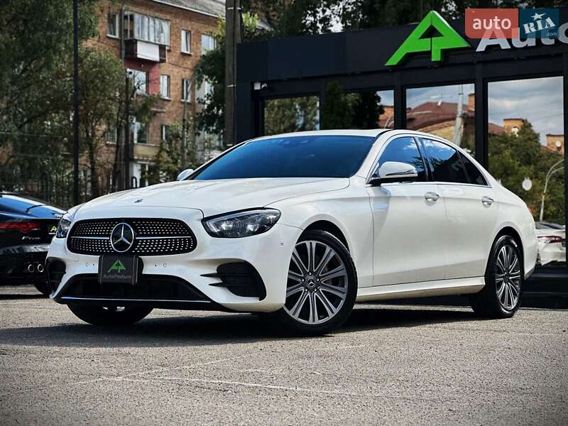 Седан Mercedes-Benz E-Class 2022 в Киеве