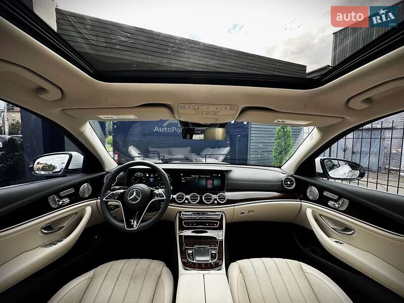 Седан Mercedes-Benz E-Class 2022 в Киеве