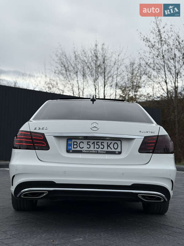 Седан Mercedes-Benz E-Class 2014 в Самборе фото 25 Седан Mercedes-Benz E-Class 2014 в Самборе