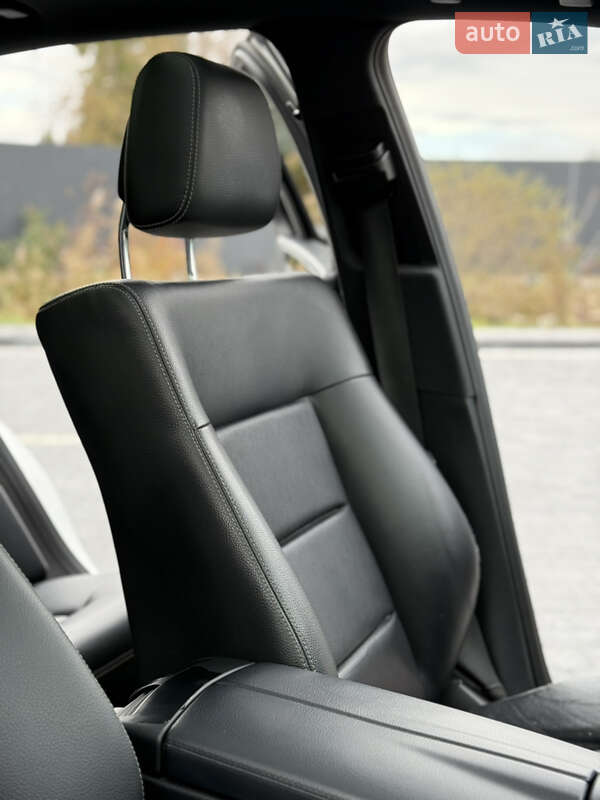 Седан Mercedes-Benz E-Class 2014 в Самборе фото 44 Седан Mercedes-Benz E-Class 2014 в Самборе