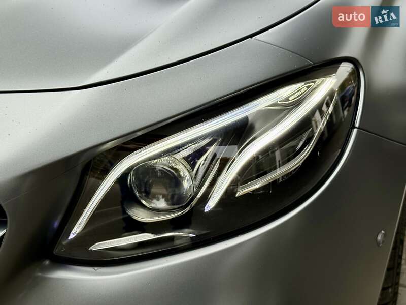 Седан Mercedes-Benz E-Class 2018 в Дніпрі