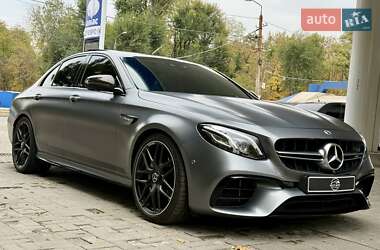 Седан Mercedes-Benz E-Class 2018 в 