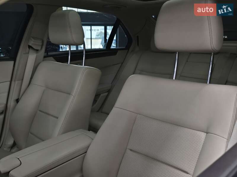 Седан Mercedes-Benz E-Class 2015 в Миколаєві фото 18 Седан Mercedes-Benz E-Class 2015 в Миколаєві