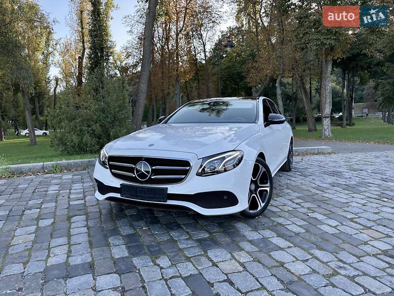 Седан Mercedes-Benz E-Class 2016 в Киеве фото 6 Седан Mercedes-Benz E-Class 2016 в Киеве