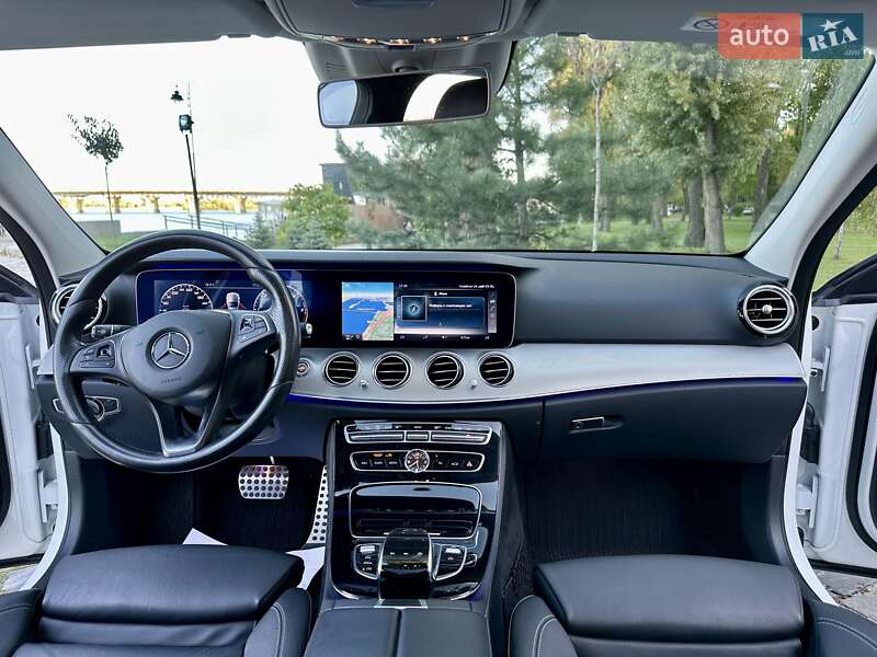 Седан Mercedes-Benz E-Class 2016 в Киеве фото 85 Седан Mercedes-Benz E-Class 2016 в Киеве