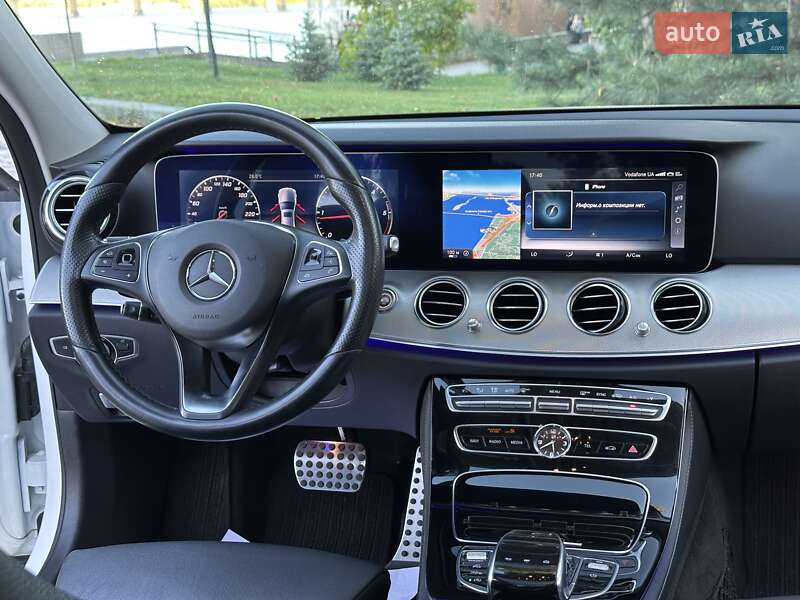 Седан Mercedes-Benz E-Class 2016 в Киеве фото 87 Седан Mercedes-Benz E-Class 2016 в Киеве