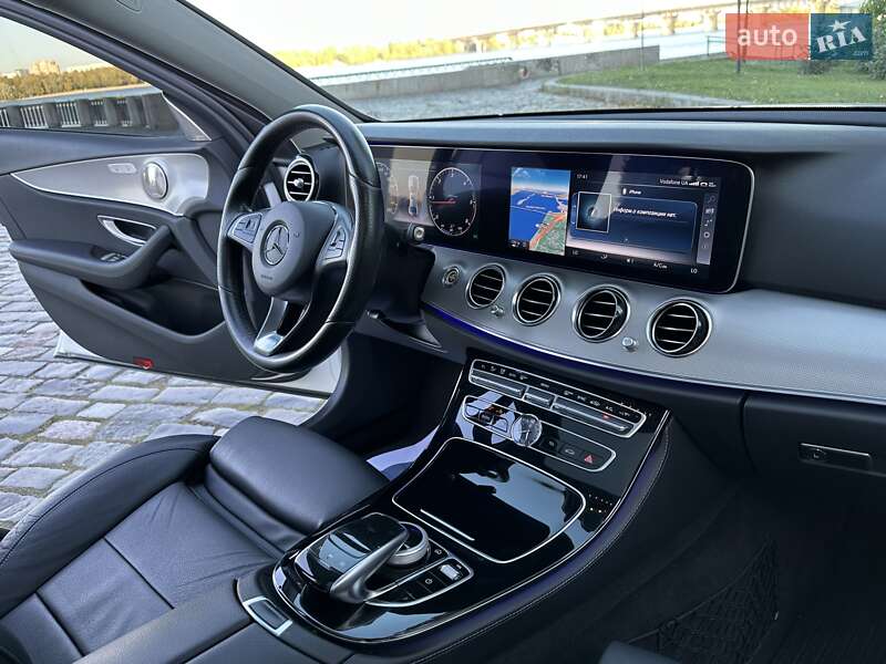Седан Mercedes-Benz E-Class 2016 в Киеве фото 96 Седан Mercedes-Benz E-Class 2016 в Киеве