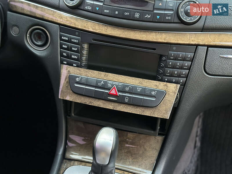Седан Mercedes-Benz E-Class 2005 в Вінниці фото 40 Седан Mercedes-Benz E-Class 2005 в Вінниці