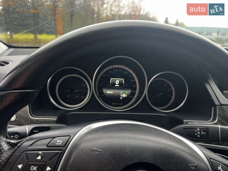 Седан Mercedes-Benz E-Class 2014 в Житомире