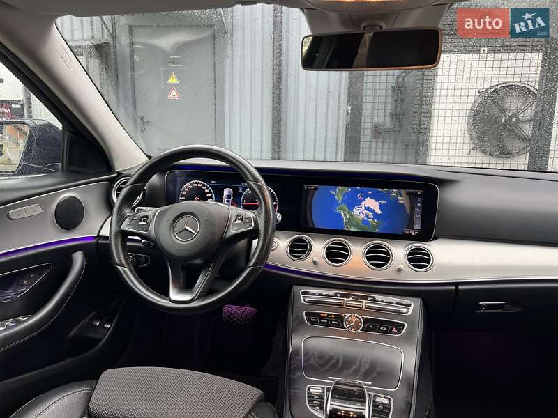 Седан Mercedes-Benz E-Class 2017 в Ужгороде фото 12 Седан Mercedes-Benz E-Class 2017 в Ужгороде