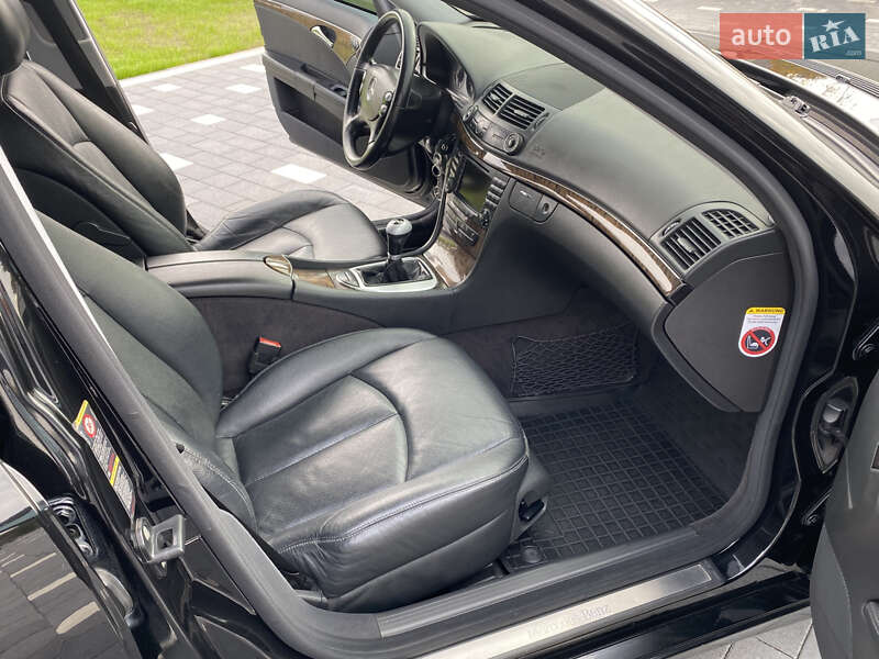 Седан Mercedes-Benz E-Class 2005 в Радехові фото 31 Седан Mercedes-Benz E-Class 2005 в Радехові