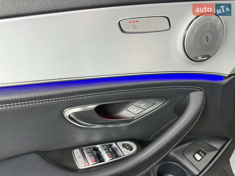 Седан Mercedes-Benz E-Class 2021 в Одесі фото 31 Седан Mercedes-Benz E-Class 2021 в Одесі