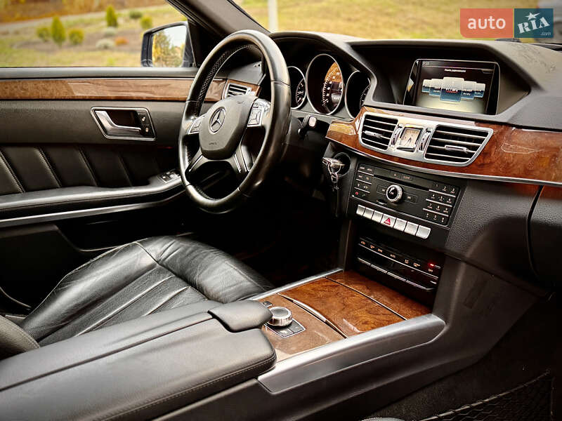 Седан Mercedes-Benz E-Class 2015 в Львове фото 12 Седан Mercedes-Benz E-Class 2015 в Львове
