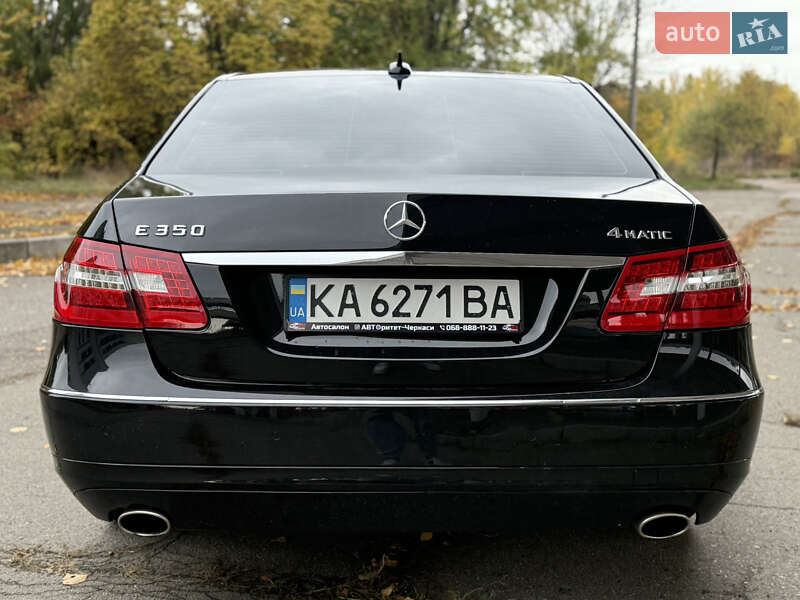 Седан Mercedes-Benz E-Class 2011 в Смілі фото 13 Седан Mercedes-Benz E-Class 2011 в Смілі