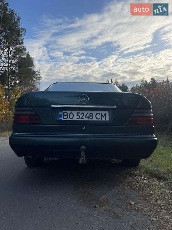 Седан Mercedes-Benz E-Class 1995 в Ровно фото 10 Седан Mercedes-Benz E-Class 1995 в Ровно