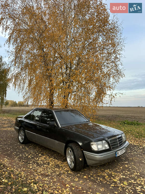Седан Mercedes-Benz E-Class 1995 в Ніжині фото 2 Седан Mercedes-Benz E-Class 1995 в Ніжині