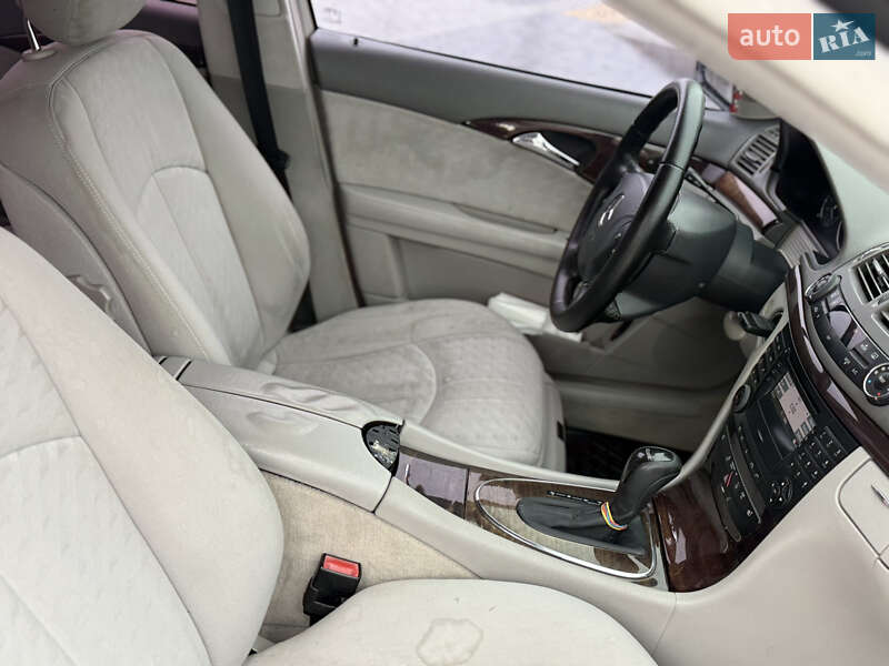 Седан Mercedes-Benz E-Class 2003 в Городку фото 28 Седан Mercedes-Benz E-Class 2003 в Городку