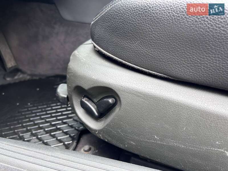 Седан Mercedes-Benz E-Class 2003 в Киеве фото 17 Седан Mercedes-Benz E-Class 2003 в Киеве