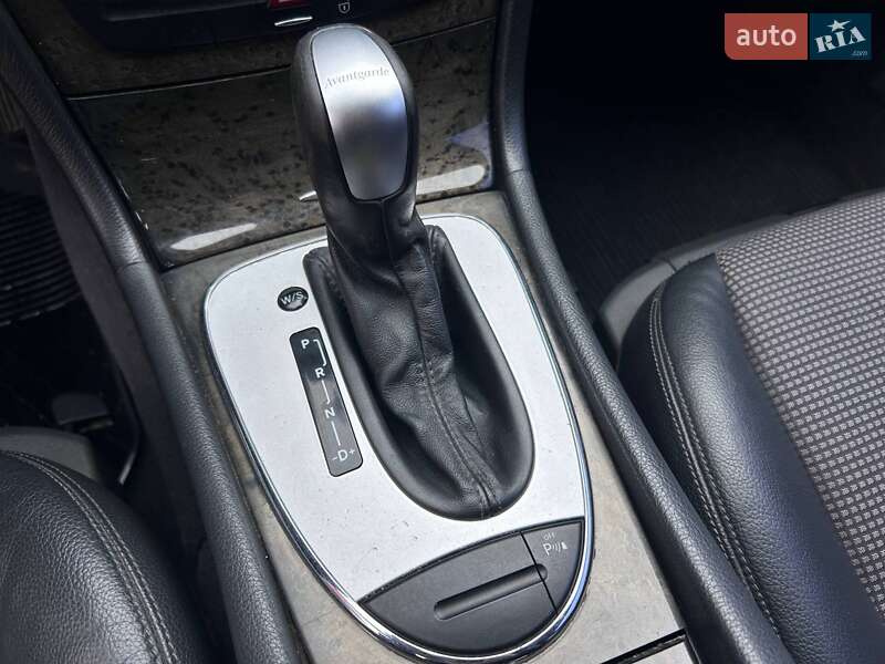 Седан Mercedes-Benz E-Class 2003 в Киеве фото 21 Седан Mercedes-Benz E-Class 2003 в Киеве
