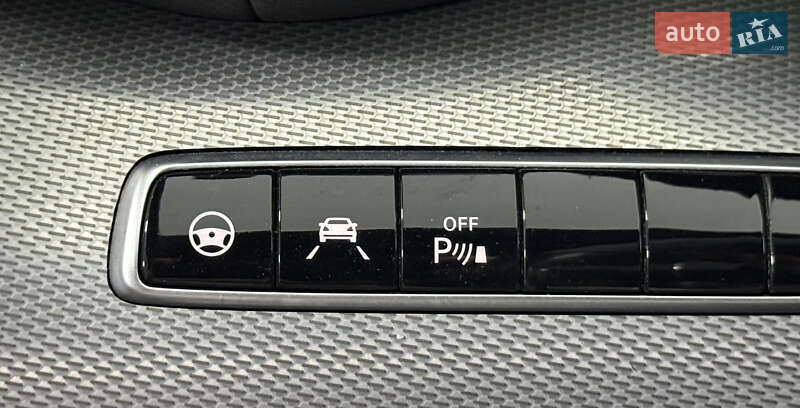 Седан Mercedes-Benz E-Class 2017 в Одесі фото 34 Седан Mercedes-Benz E-Class 2017 в Одесі