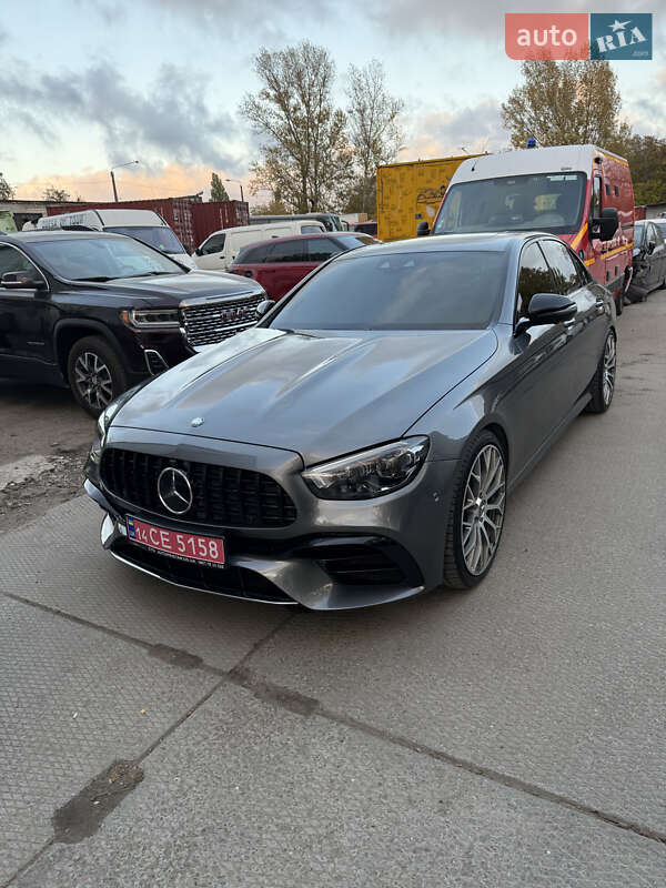 Седан Mercedes-Benz E-Class 2017 в Одесі фото 48 Седан Mercedes-Benz E-Class 2017 в Одесі
