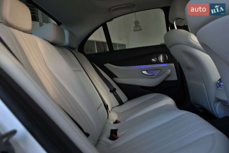 Седан Mercedes-Benz E-Class 2022 в Рівному фото 42 Седан Mercedes-Benz E-Class 2022 в Рівному