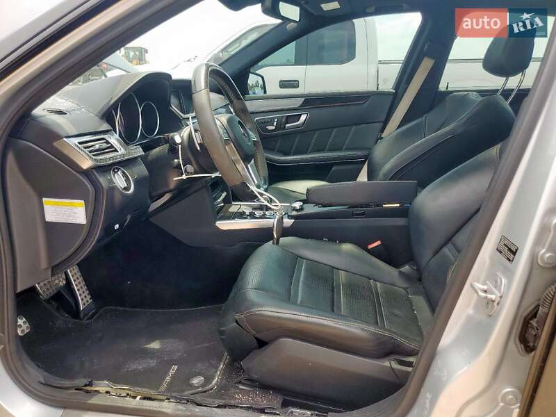 Седан Mercedes-Benz E-Class 2014 в Львові