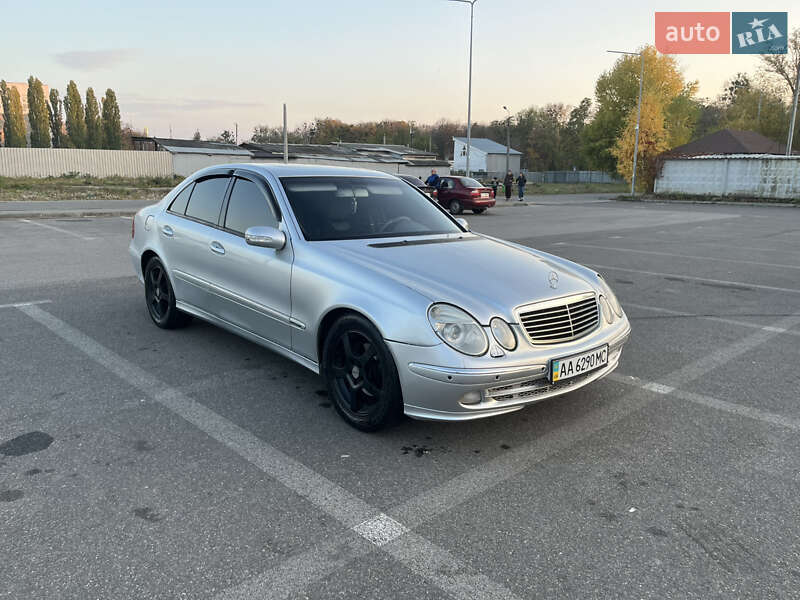 Седан Mercedes-Benz E-Class 2002 в Харькове